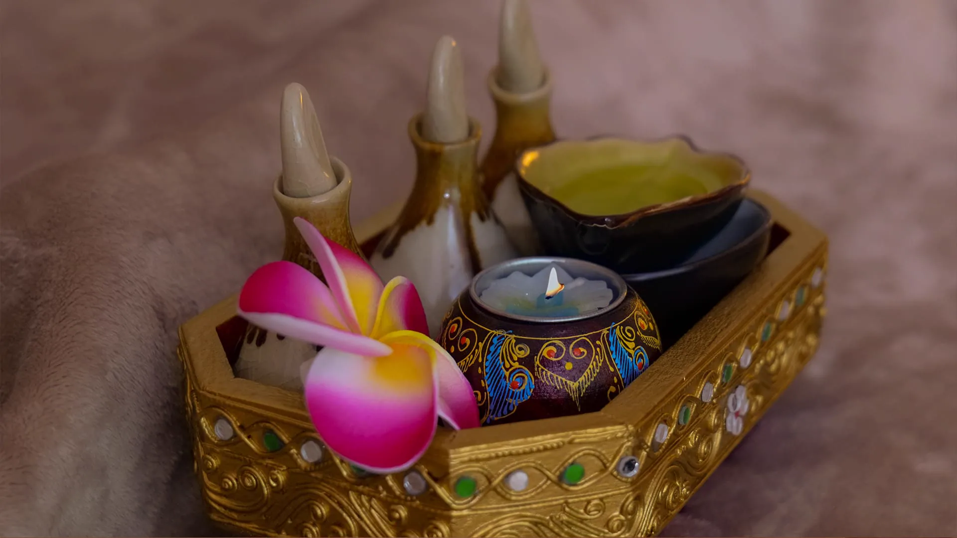 Lomi Lomi Massage in Charlottenburg